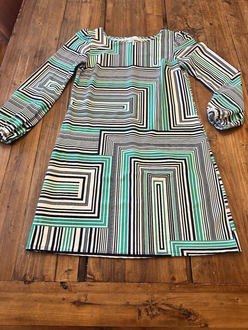 Jude Connally Dress Size Small Long Sleeve Geometric Shift Stretch Classic Chloe